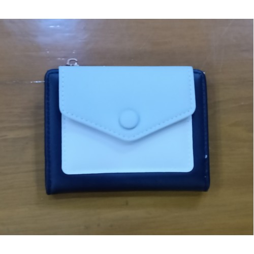 ကြယ်သီးwallet