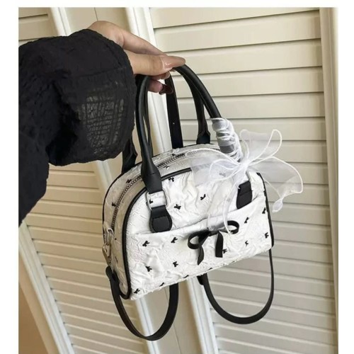 Ribbon လက်ကိုင်