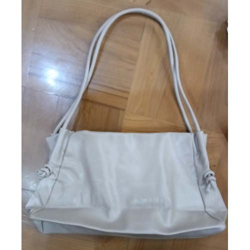 LaraကြိုးထုံးGQ