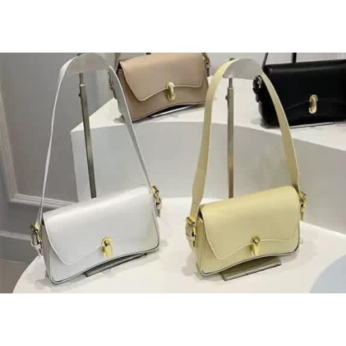 ရွှေခလုတ်shoulder