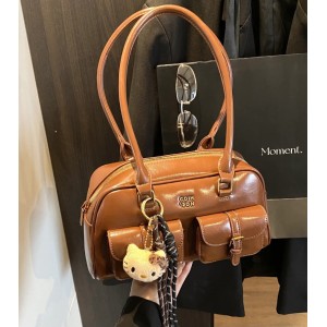 chio chubby shoulder